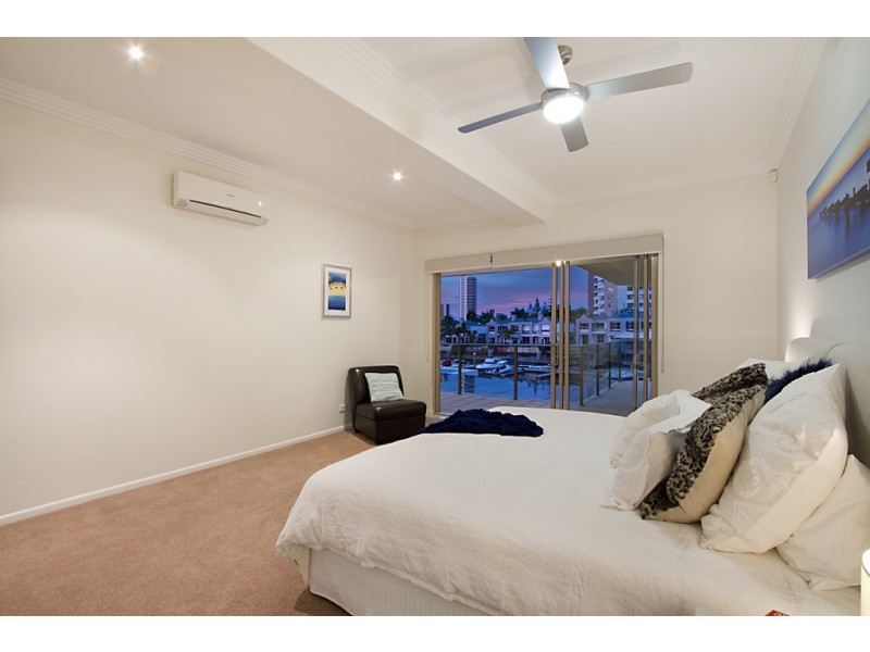 17 Neptune Court, Paradise Waters QLD 4217