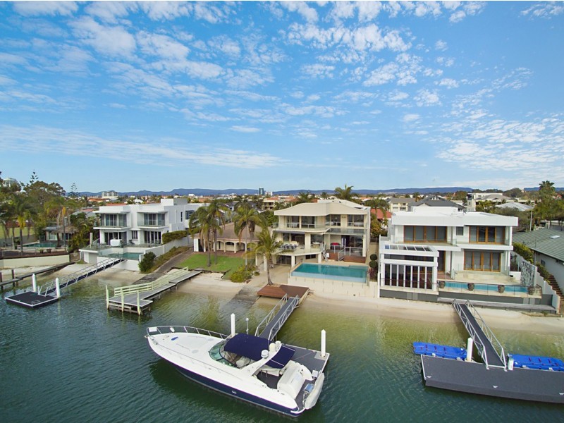17 Neptune Court, Paradise Waters QLD 4217