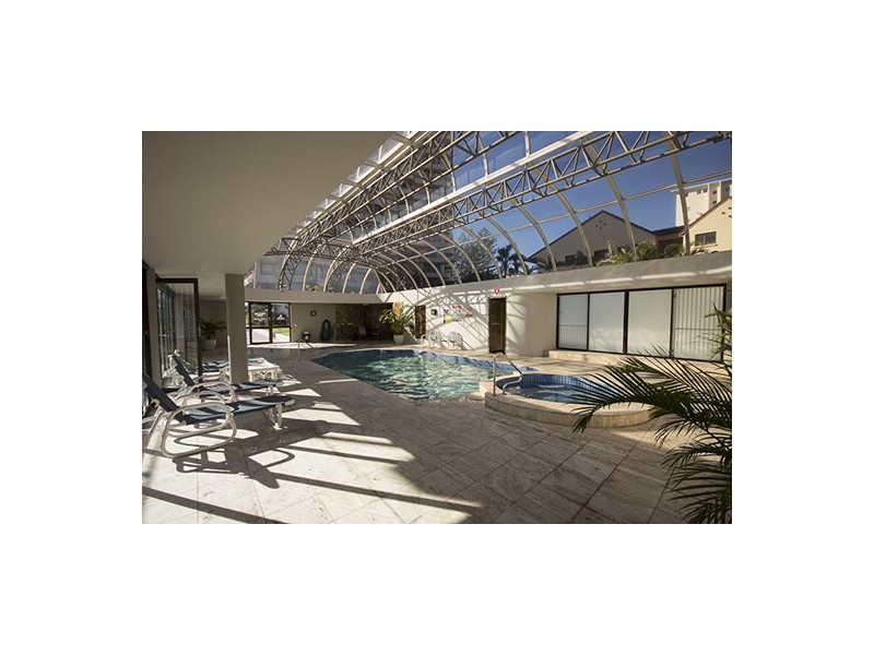 2A/18 Aubrey St, Surfers Paradise QLD 4217