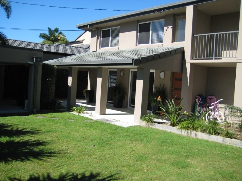 28 Yacht Street, Southport QLD 4215