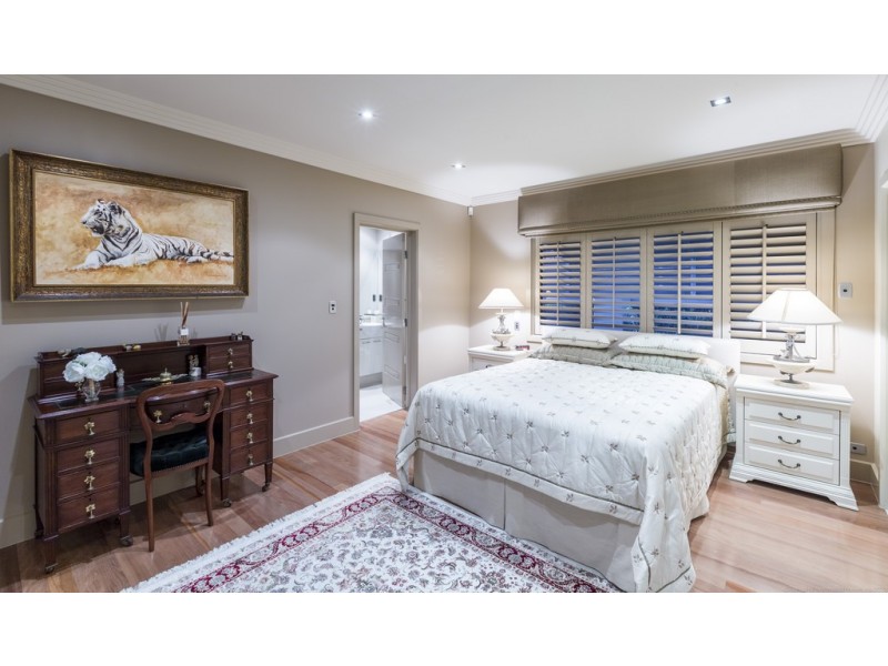 35 Norseman Court, Paradise Waters QLD 4217