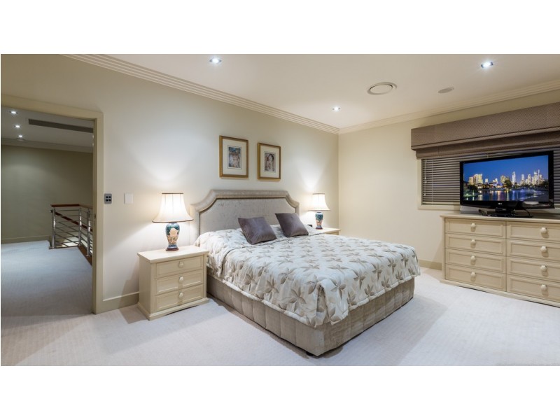 35 Norseman Court, Paradise Waters QLD 4217