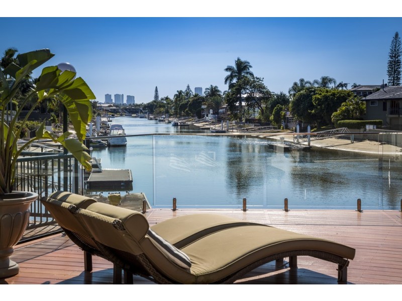 9 Rowes Court, Sorrento QLD 4217