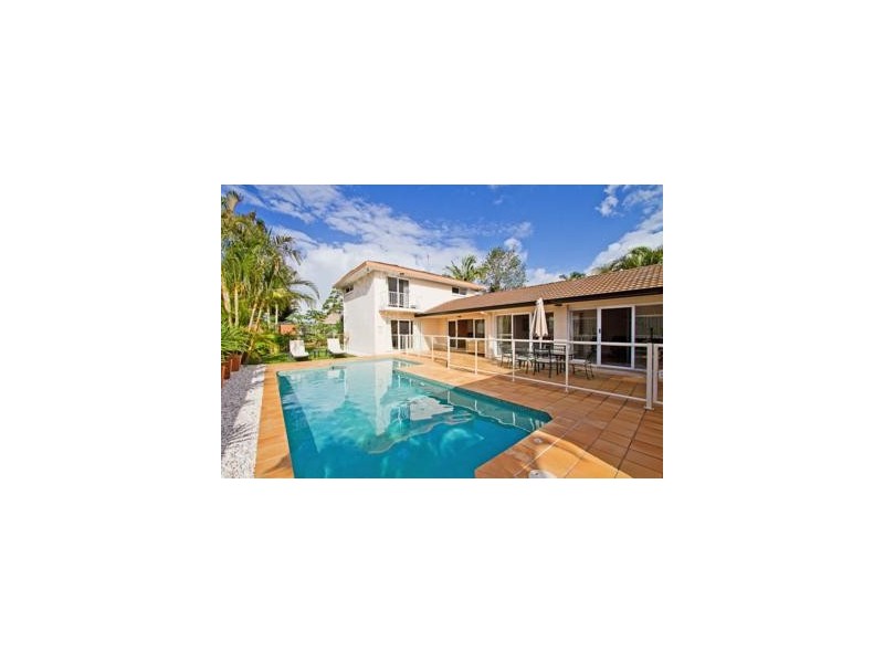 17 Forster Avenue, Sorrento QLD 4217
