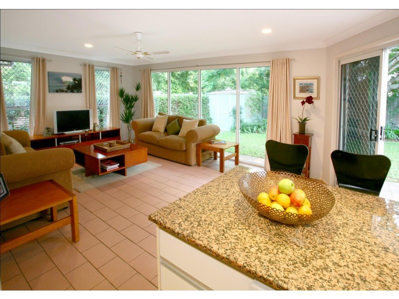 6a Charlton Street, Southport QLD 4215