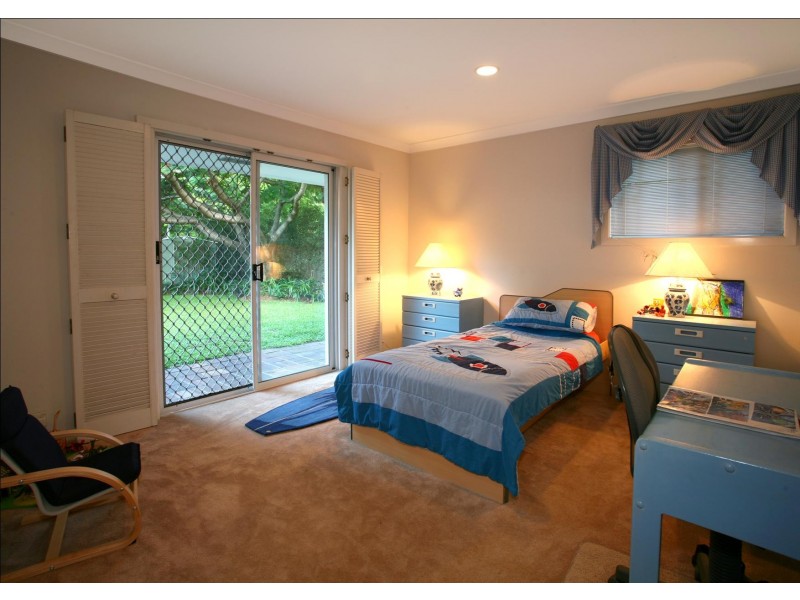 6a Charlton Street, Southport QLD 4215