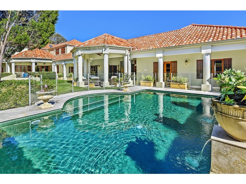 83/40 Cotlew Street East, Southport QLD 4215