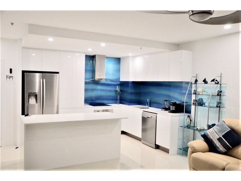 1302/360 ‘THE GRAND” Marine Parade, Labrador QLD 4215