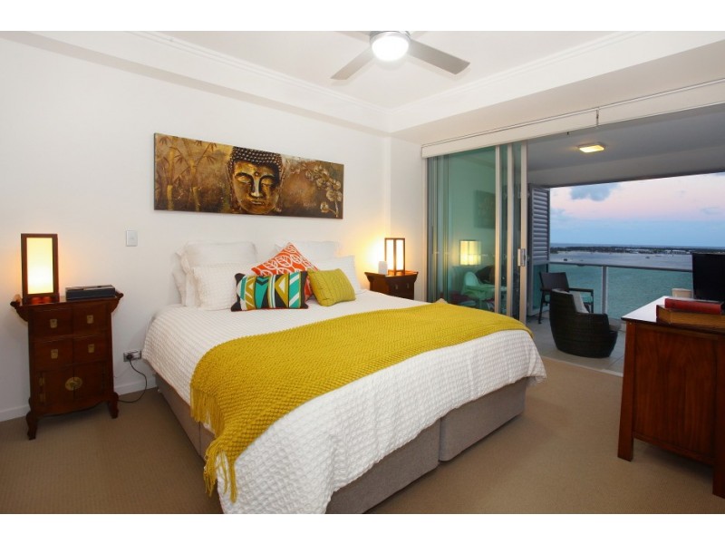 1207/300 ‘Aqua’ Marine Parade, Labrador QLD 4215