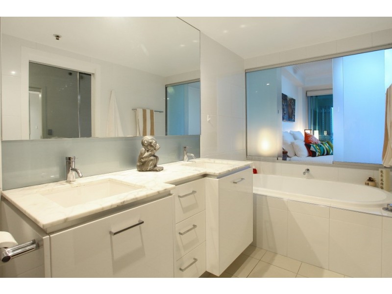 1207/300 ‘Aqua’ Marine Parade, Labrador QLD 4215