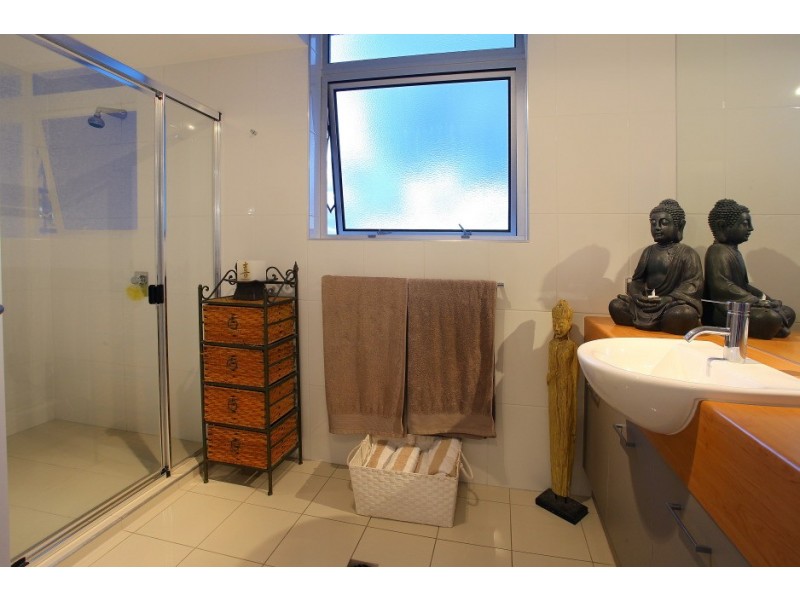 1207/300 ‘Aqua’ Marine Parade, Labrador QLD 4215