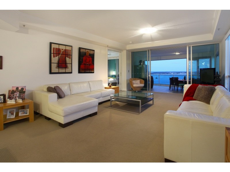 1207/300 ‘Aqua’ Marine Parade, Labrador QLD 4215