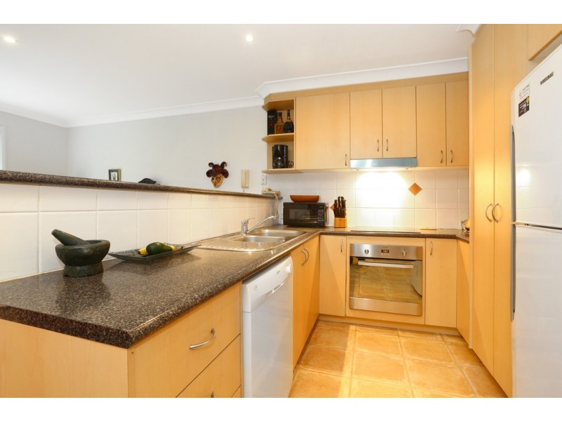 4/3 Elliott Street, Surfers Paradise QLD 4217