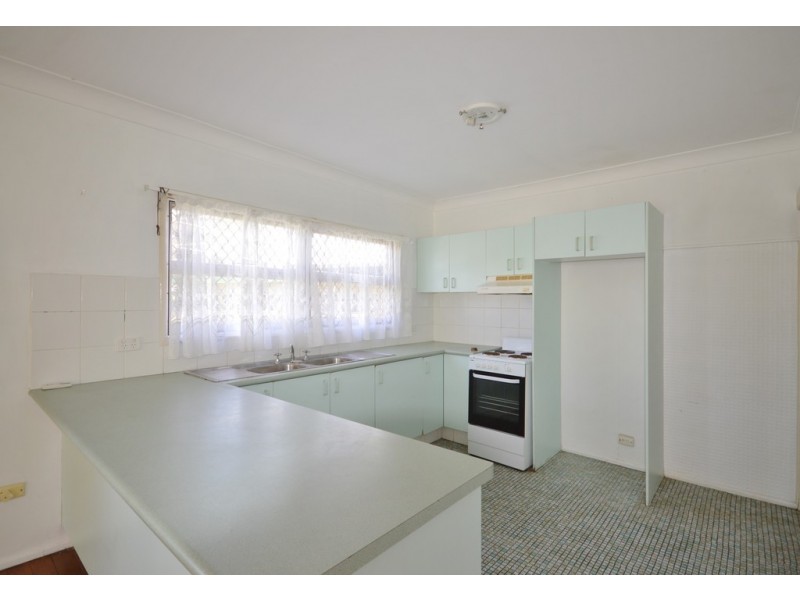 24 Sunrise Boulevard, Surfers Paradise QLD 4217