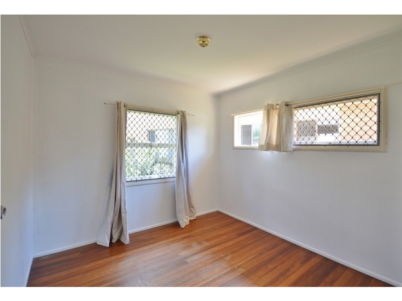 24 Sunrise Boulevard, Surfers Paradise QLD 4217