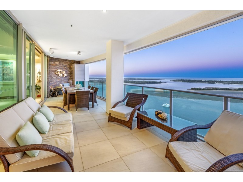 1703/300 ‘Aqua’ Marine Parade, Labrador QLD 4215