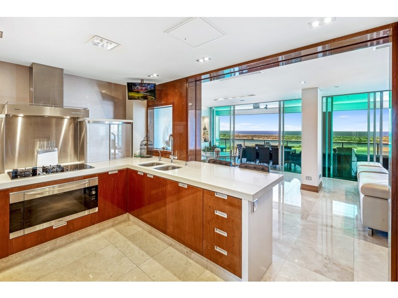 1703/300 ‘Aqua’ Marine Parade, Labrador QLD 4215