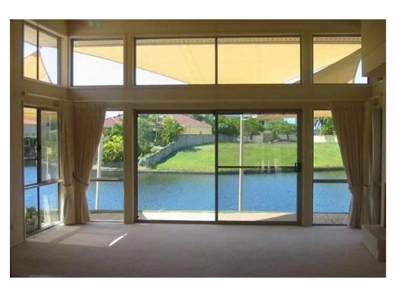 114/40 Cotlew street, Surfers Waters, Southport QLD 4215