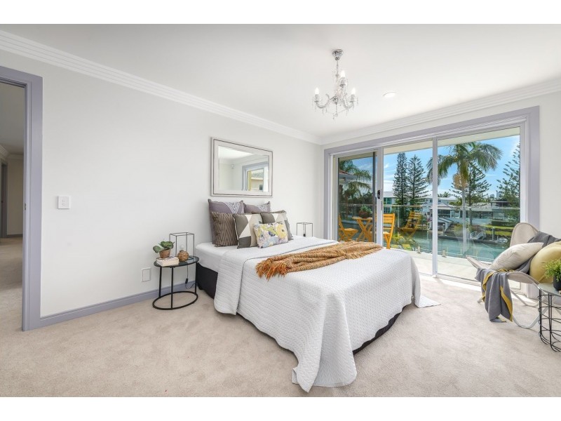 106 Edinburgh Road, Benowa Waters QLD 4217