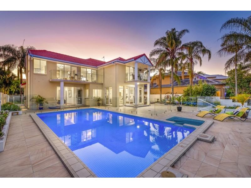 106 Edinburgh Road, Benowa Waters QLD 4217