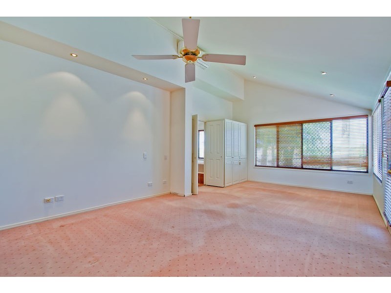 48 Blair Athol Crescent, Sorrento QLD 4217