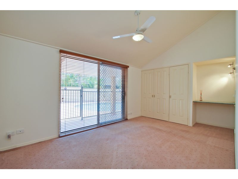 48 Blair Athol Crescent, Sorrento QLD 4217