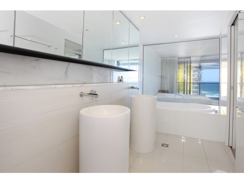 1303 The Oracle – Beach Tower, Broadbeach QLD 4218