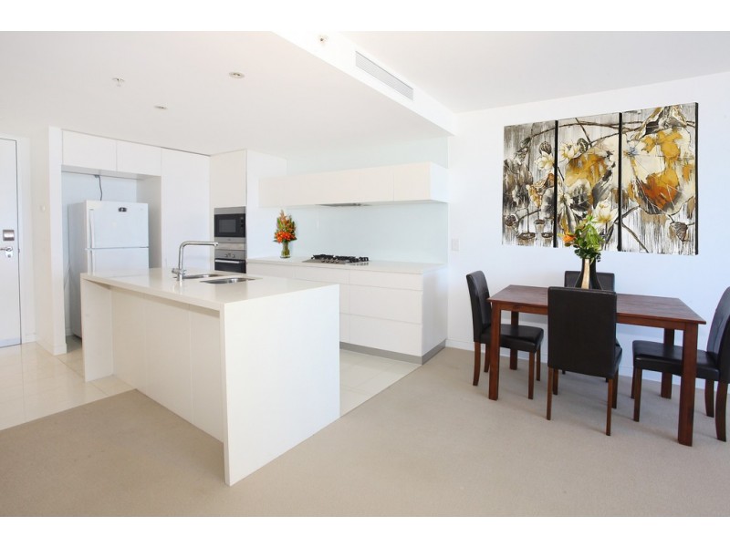 1303 The Oracle – Beach Tower, Broadbeach QLD 4218