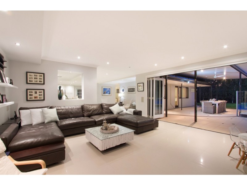 9 Capistrano Court, Southport QLD 4215