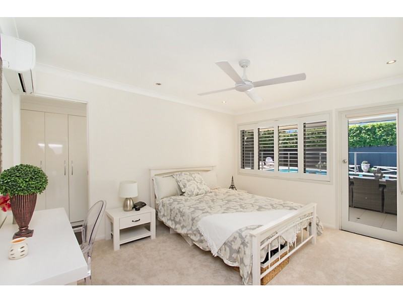 9 Capistrano Court, Southport QLD 4215