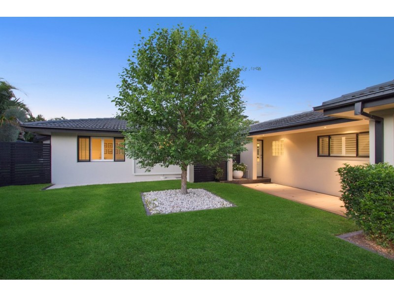 9 Capistrano Court, Southport QLD 4215