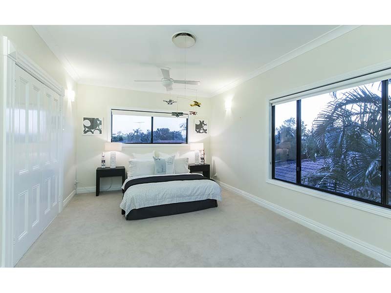 5 Wombat Court, Sorrento QLD 4217