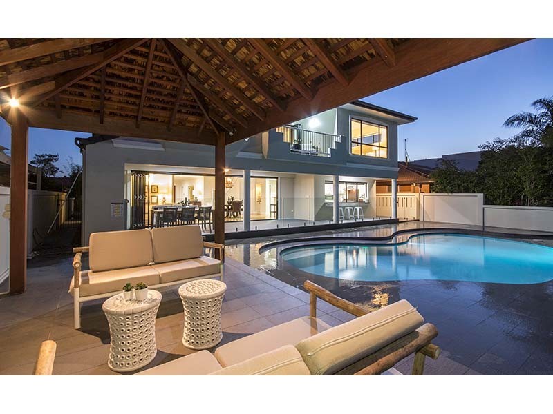 5 Wombat Court, Sorrento QLD 4217