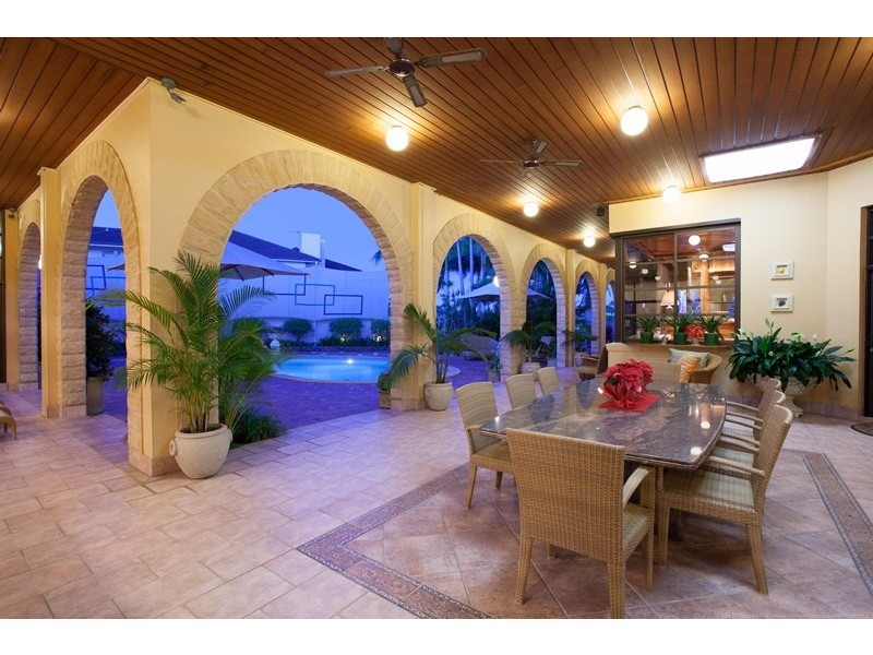 26 Marseille Court, Sorrento QLD 4217