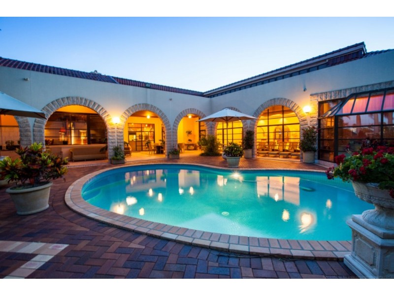 26 Marseille Court, Sorrento QLD 4217