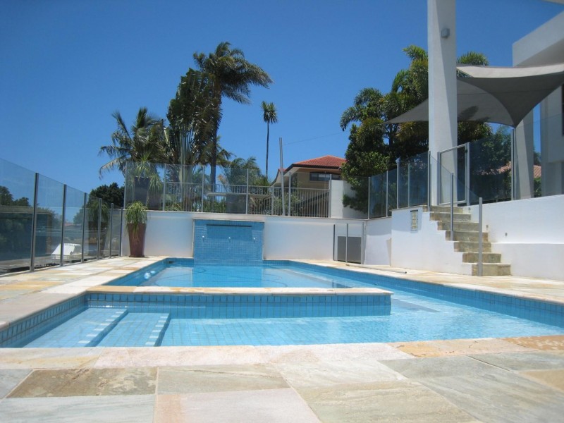 9 Wombat Court, Sorrento QLD 4217