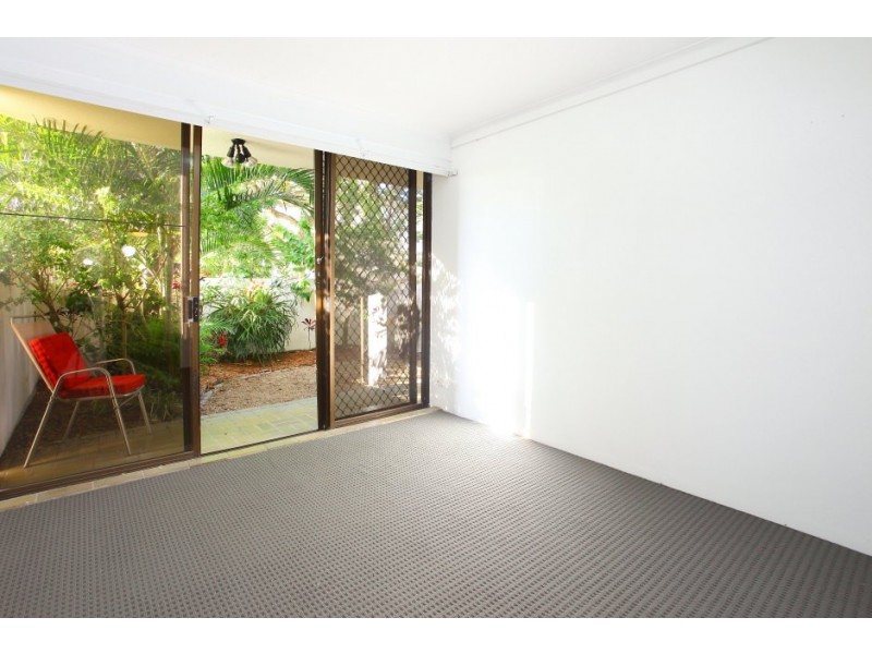 3/22 ‘The Grove’ Armrick Avenue, Broadbeach QLD 4218