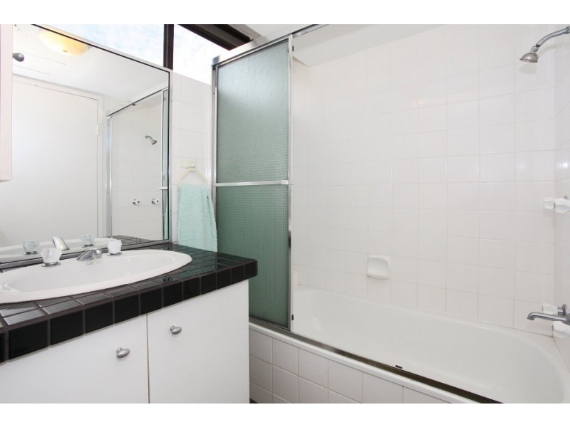 3/22 ‘The Grove’ Armrick Avenue, Broadbeach QLD 4218