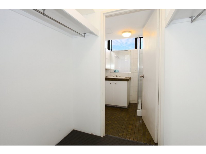 3/22 ‘The Grove’ Armrick Avenue, Broadbeach QLD 4218