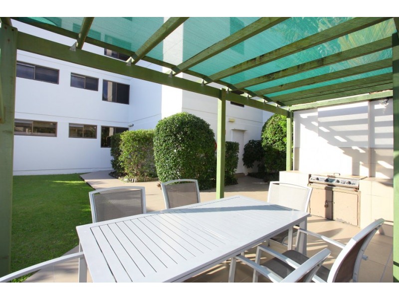3/22 ‘The Grove’ Armrick Avenue, Broadbeach QLD 4218
