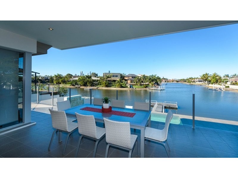 149 Campbell Street, Sorrento QLD 4217