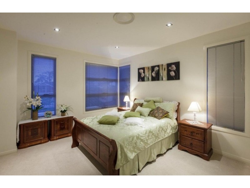 149 Campbell Street, Sorrento QLD 4217