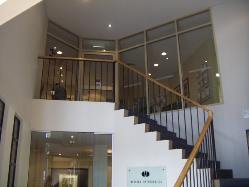 18 Carrara Street, Benowa QLD 4217