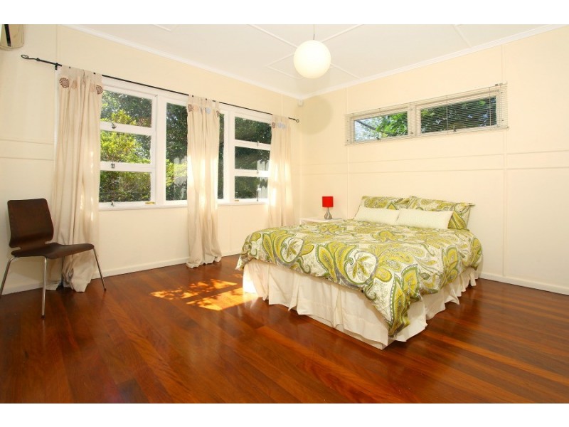 26 Chester Terrace, Southport QLD 4215