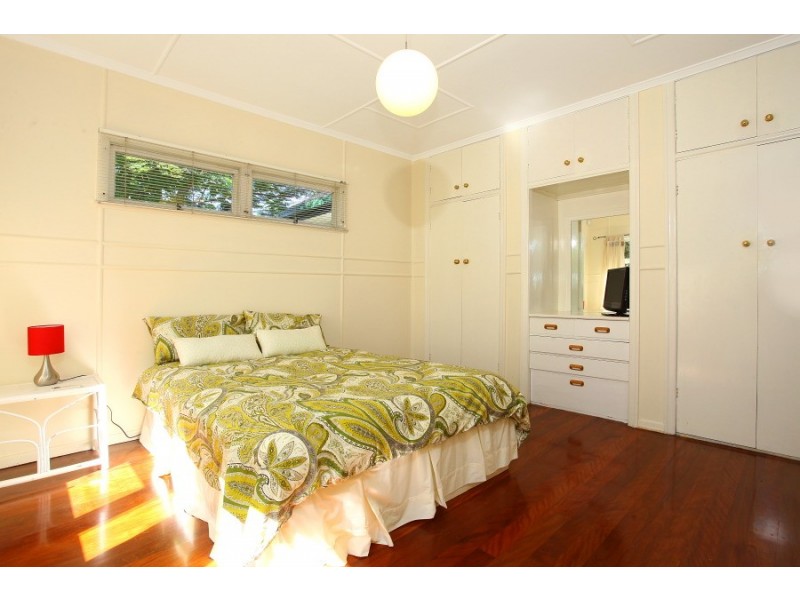 26 Chester Terrace, Southport QLD 4215