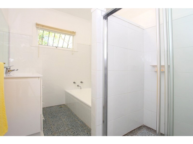 26 Chester Terrace, Southport QLD 4215