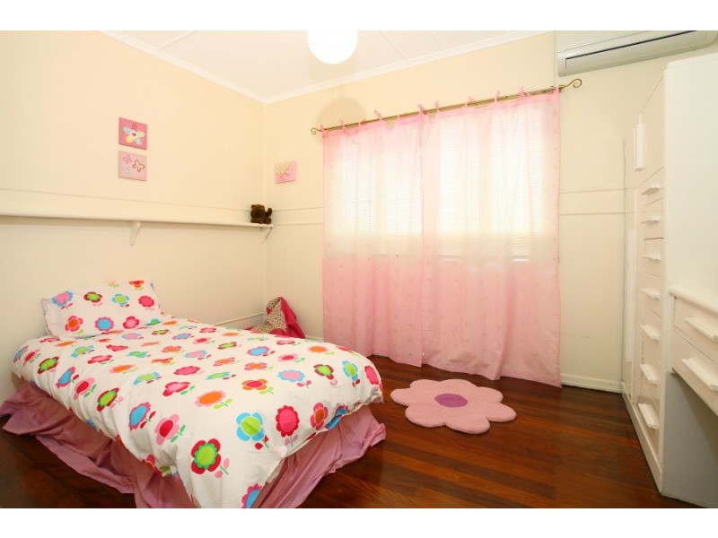 26 Chester Terrace, Southport QLD 4215