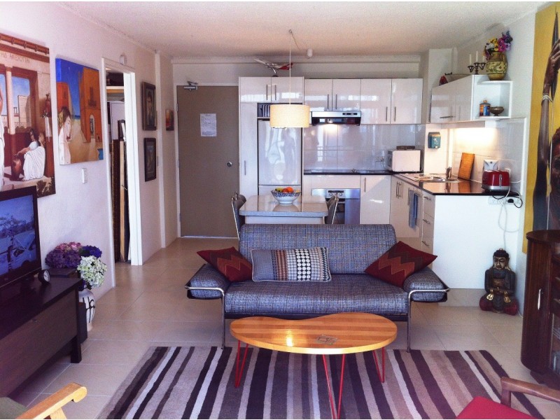 404/2 ‘Gold Coast Central’ Barney Street, Southport QLD 4215