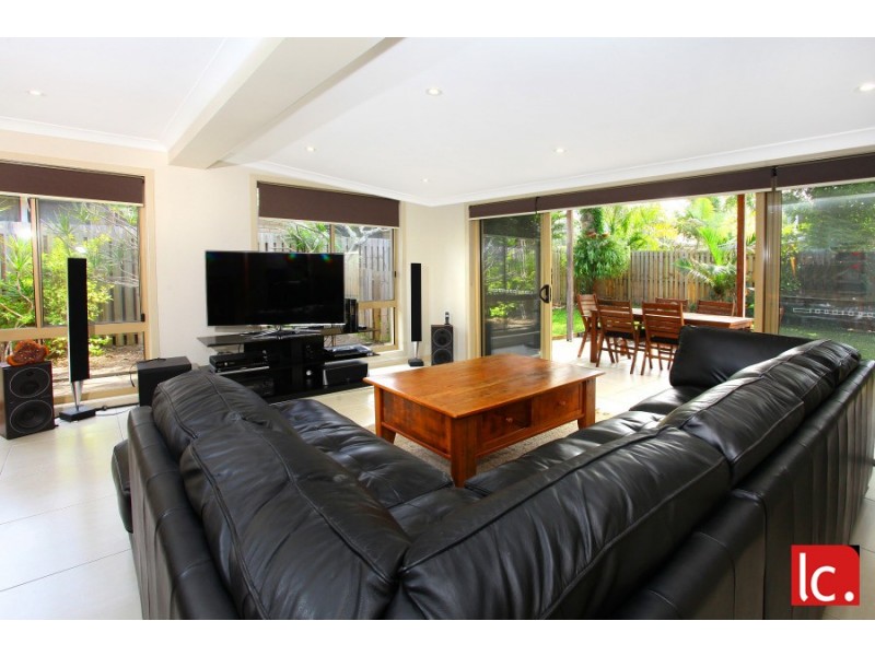 15 Yacht Street, Southport QLD 4215