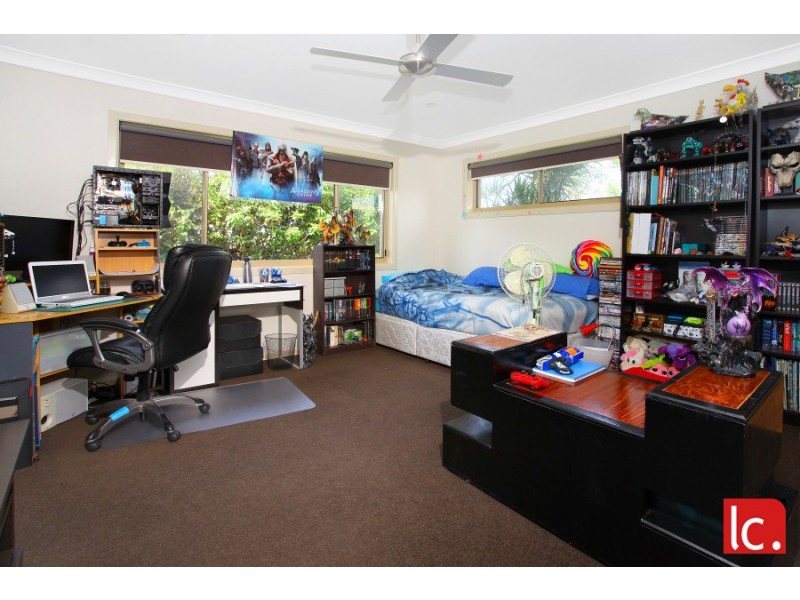 15 Yacht Street, Southport QLD 4215